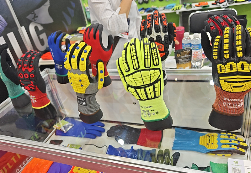 What Are Anti Impact Cut Resistant Gloves and How Do They Work?